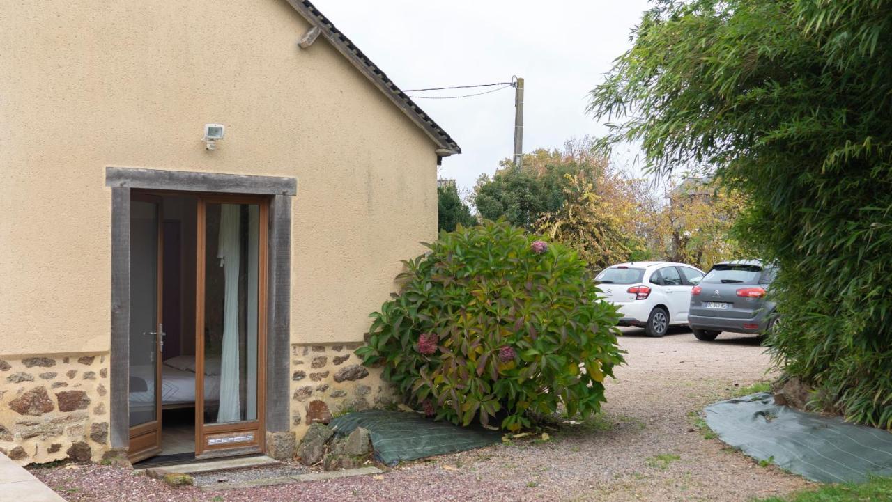 Bed and Breakfast Domaine De La Basse Orme Les Iffs Exteriér fotografie